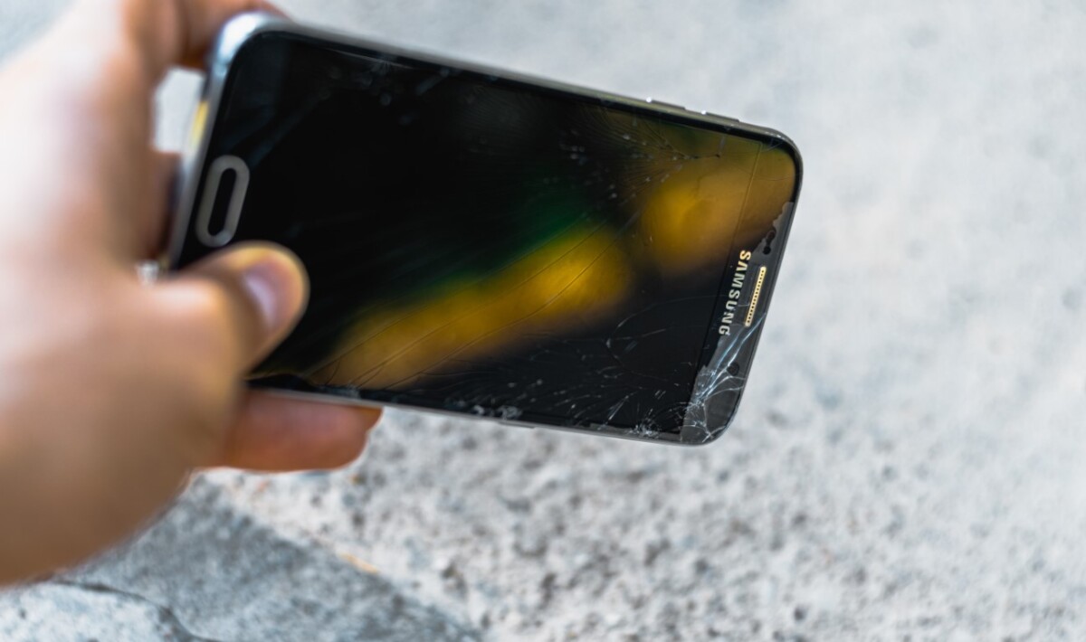 ¿Qué hacer si se me rompe la pantalla del móvil? - Informaticapedia.com