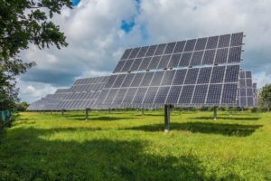 Cómo configurar un inversor solar